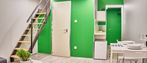 Apartment 3 | Living area | Flat-screen TV, Netflix