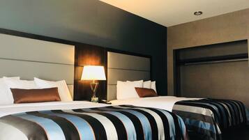 Skrivebord, skrivebord for bærbar PC og blendingsgardiner