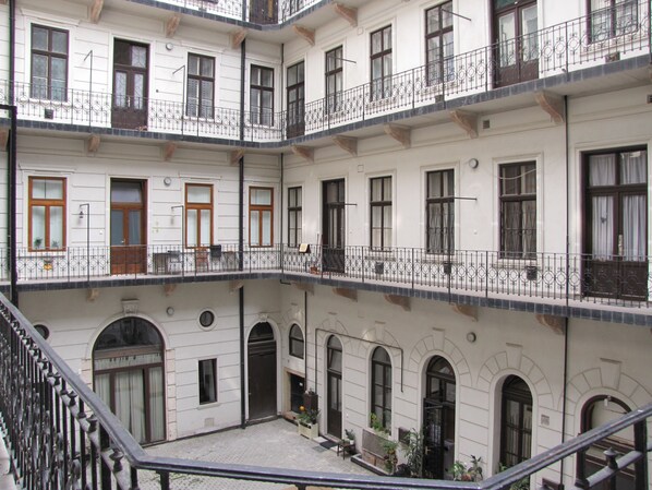 Front of property - Pair of Kings 2 (Budapest)