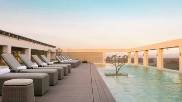 Seasonal outdoor pool