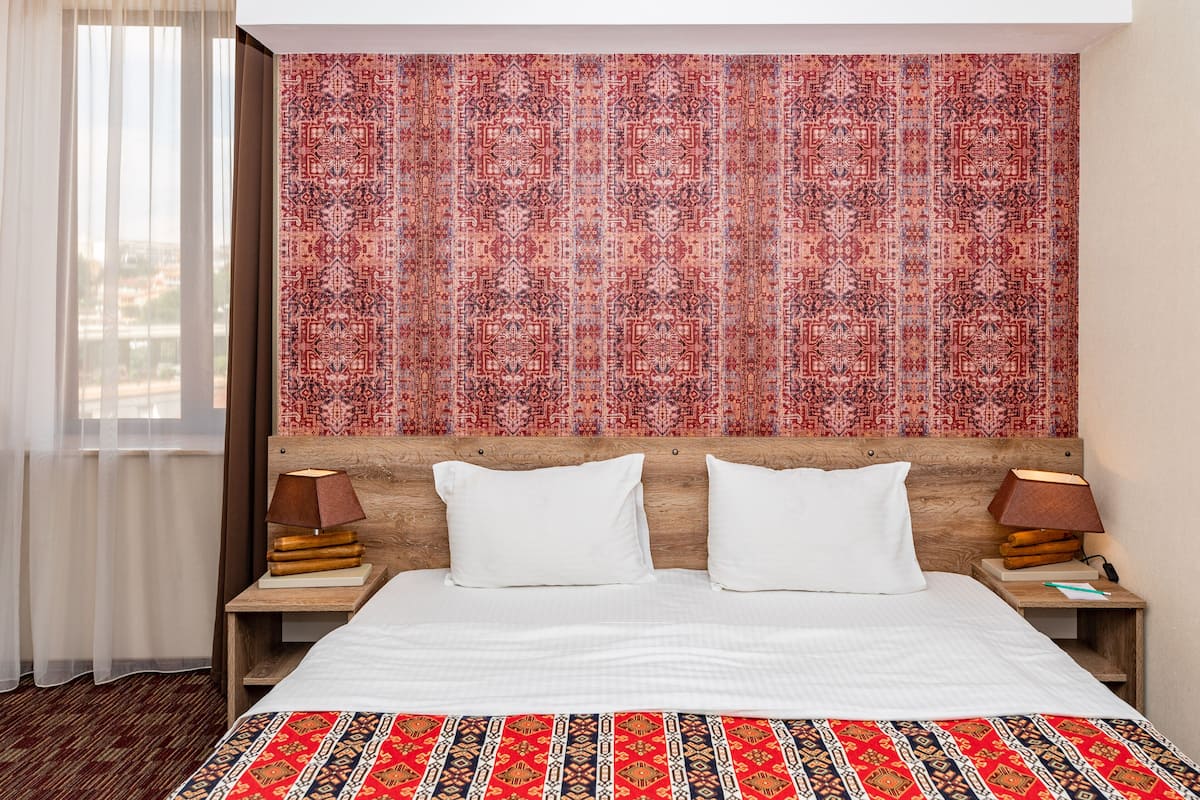 Standard Double or Twin Room | Premium bedding, minibar, in-room safe, desk