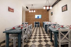 Free daily continental breakfast  - Old Side Boutique Hotel (Tbilisi)