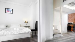 Literie de qualité supérieure, coffres-forts dans les chambres, bureau