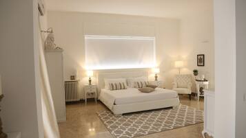 Iron/ironing board, free WiFi