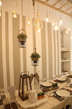 Dimi House