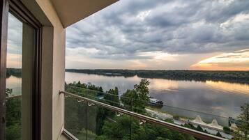 Comfort Apartment, 2 Bedrooms, River View | View from room