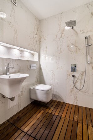 Bathroom - Sunset over Danube (Ruse)