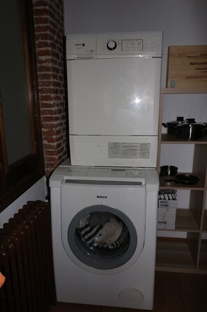 Laundry room - I Love Madrid Hostel (Madrid)