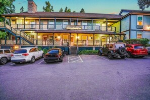 Exterior - Julian Lodge (Julian)