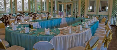 Banquet hall