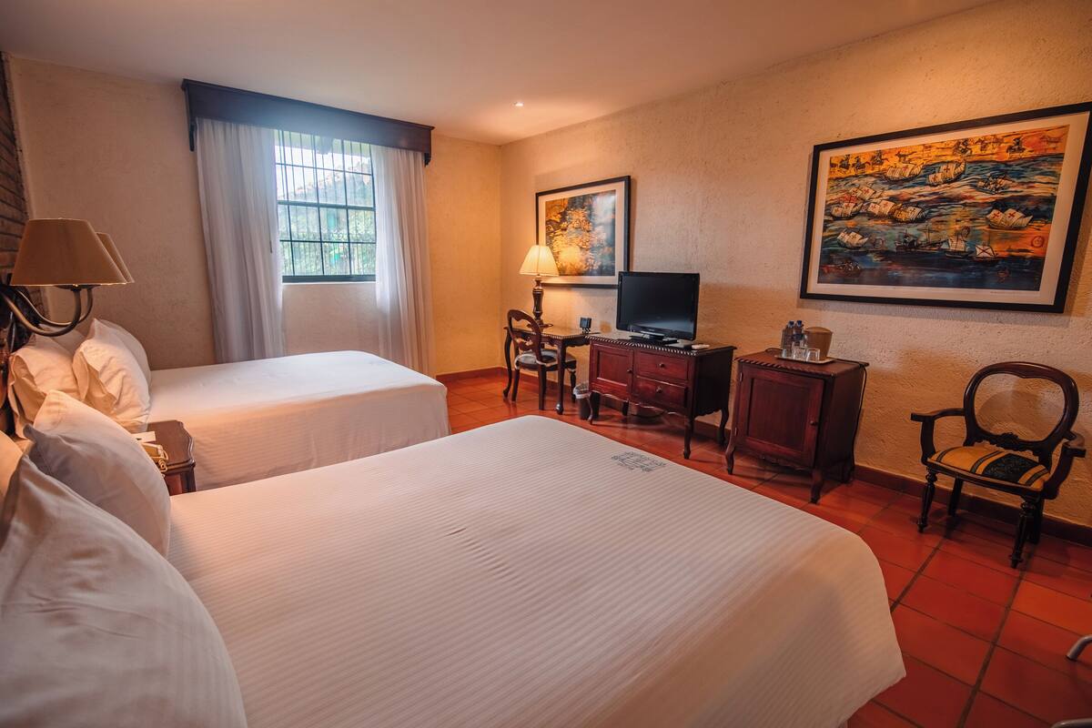 Premier Room, Garden View (Premier ) | Premium bedding, in-room safe, desk, iron/ironing board