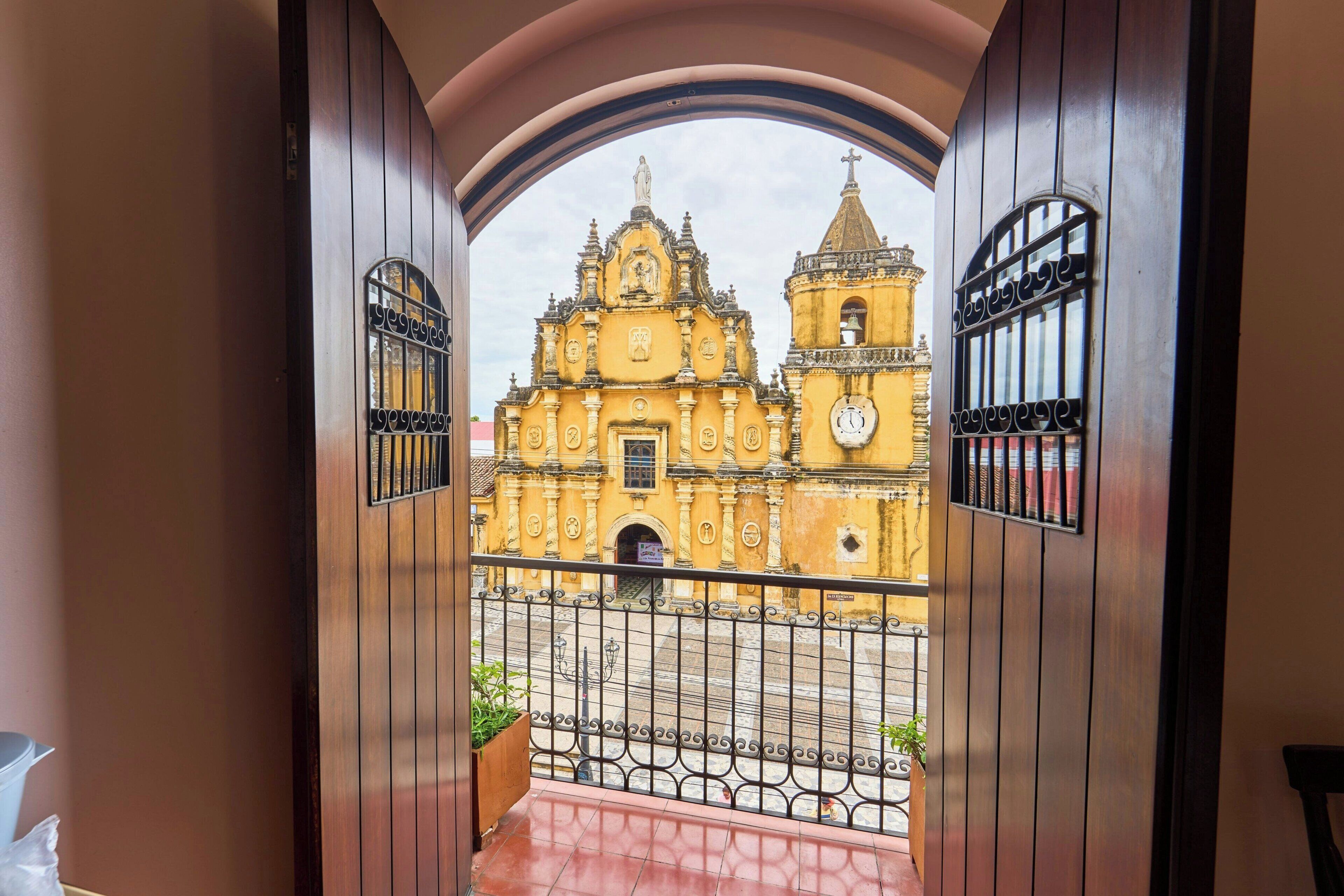 Zimmer, 1 King-Bett und Schlafsofa, Balkon
