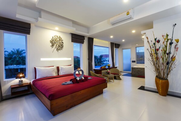 Double Room | Minibar, in-room safe, desk, blackout drapes - Hotel Villa Josephine (Siem Reap)