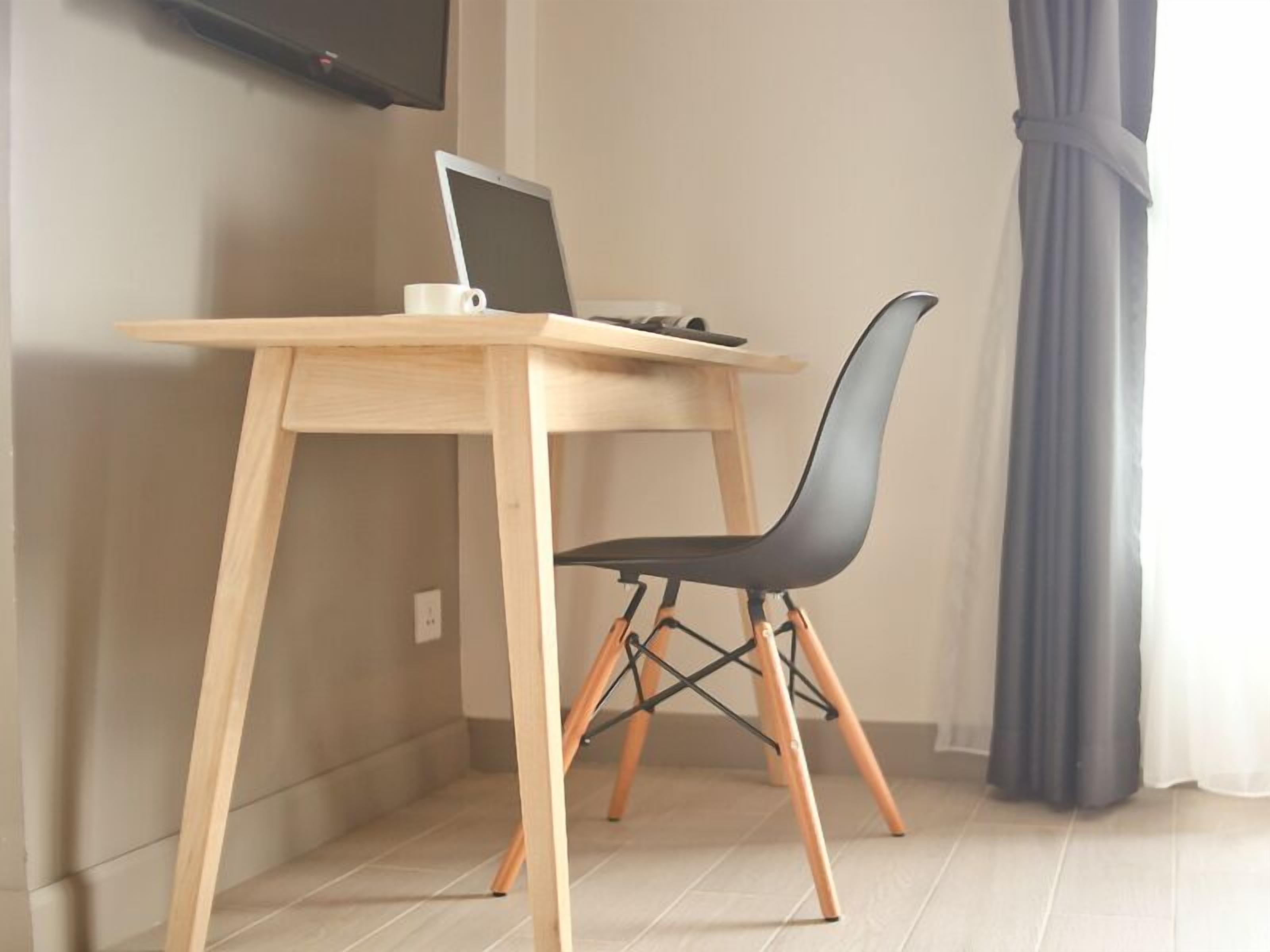 standard double room  | room amenity