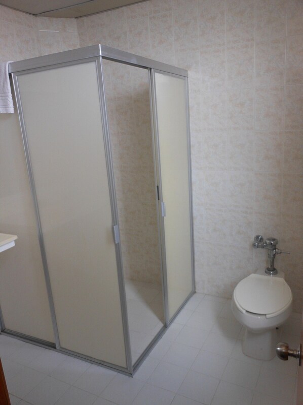 Bathroom - Hotel Santander (Poza Rica)