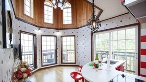 Double Room (Rosemary) | Individually decorated - Sunrise Pension (Gangneung)
