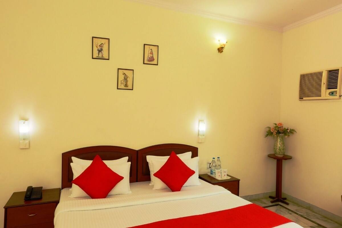 1 bedroom, Egyptian cotton sheets, premium bedding, pillow-top beds