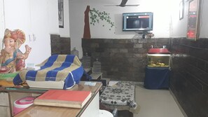 Interior entrance - Rajdhani guest house (Faridabad)