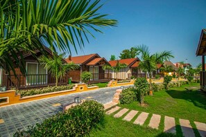 Exterior - Sun Hotel and Resort (Abu Road)