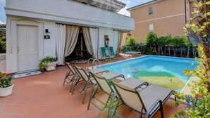 Unclassified image, 4 of 30, button - Desenzanoloft – Garden and Pool - Casa Annamaria (Desenzano del Garda)