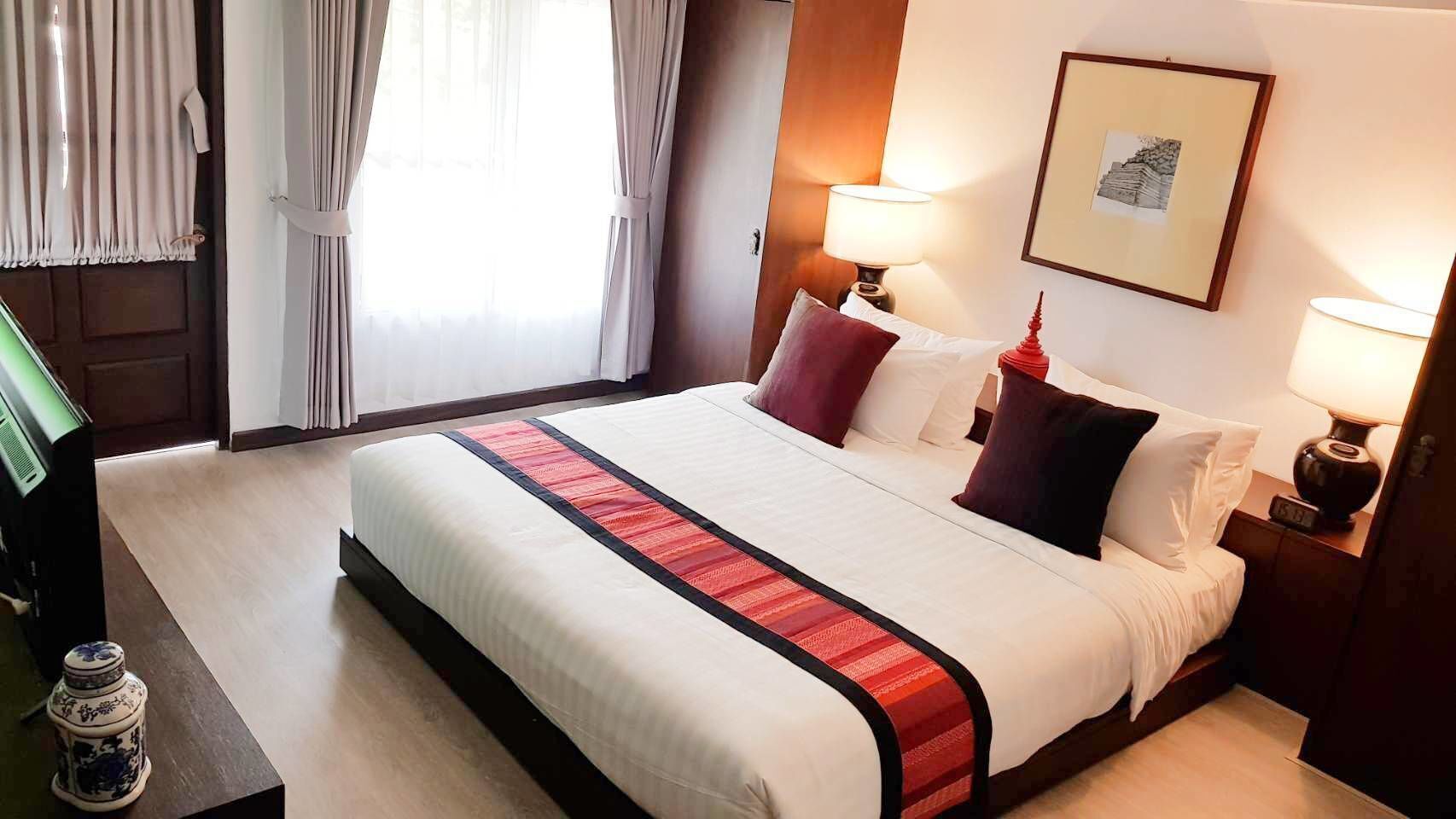 Minibar, in-room safe, free WiFi, bed sheets
