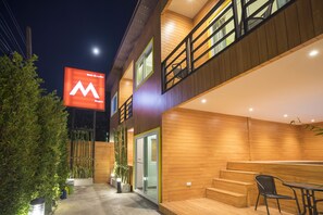 Exterior - The M Pool Villas Bangkok - BTS Ekkamai (Bangkok)