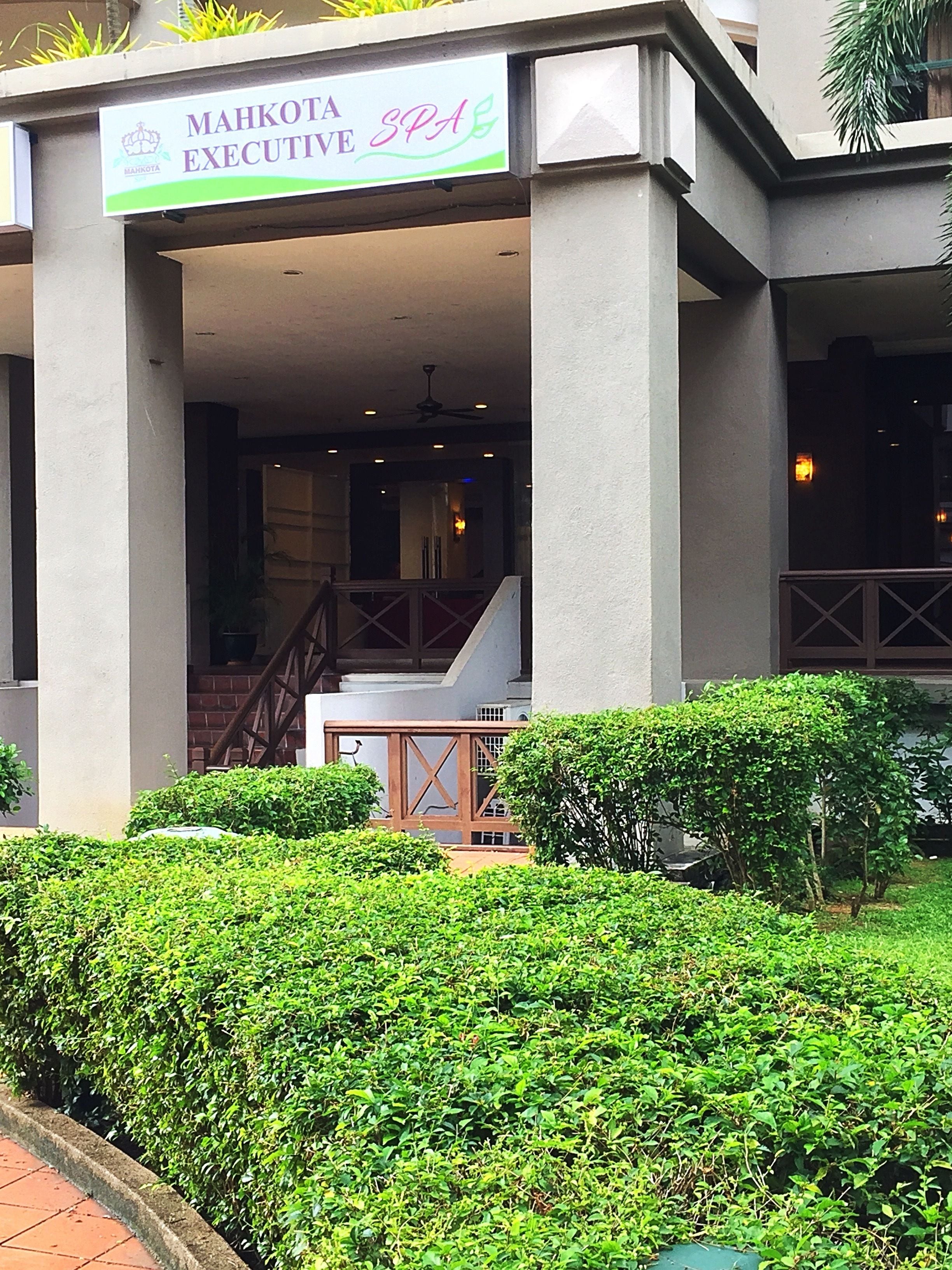 couples treatment room(s)