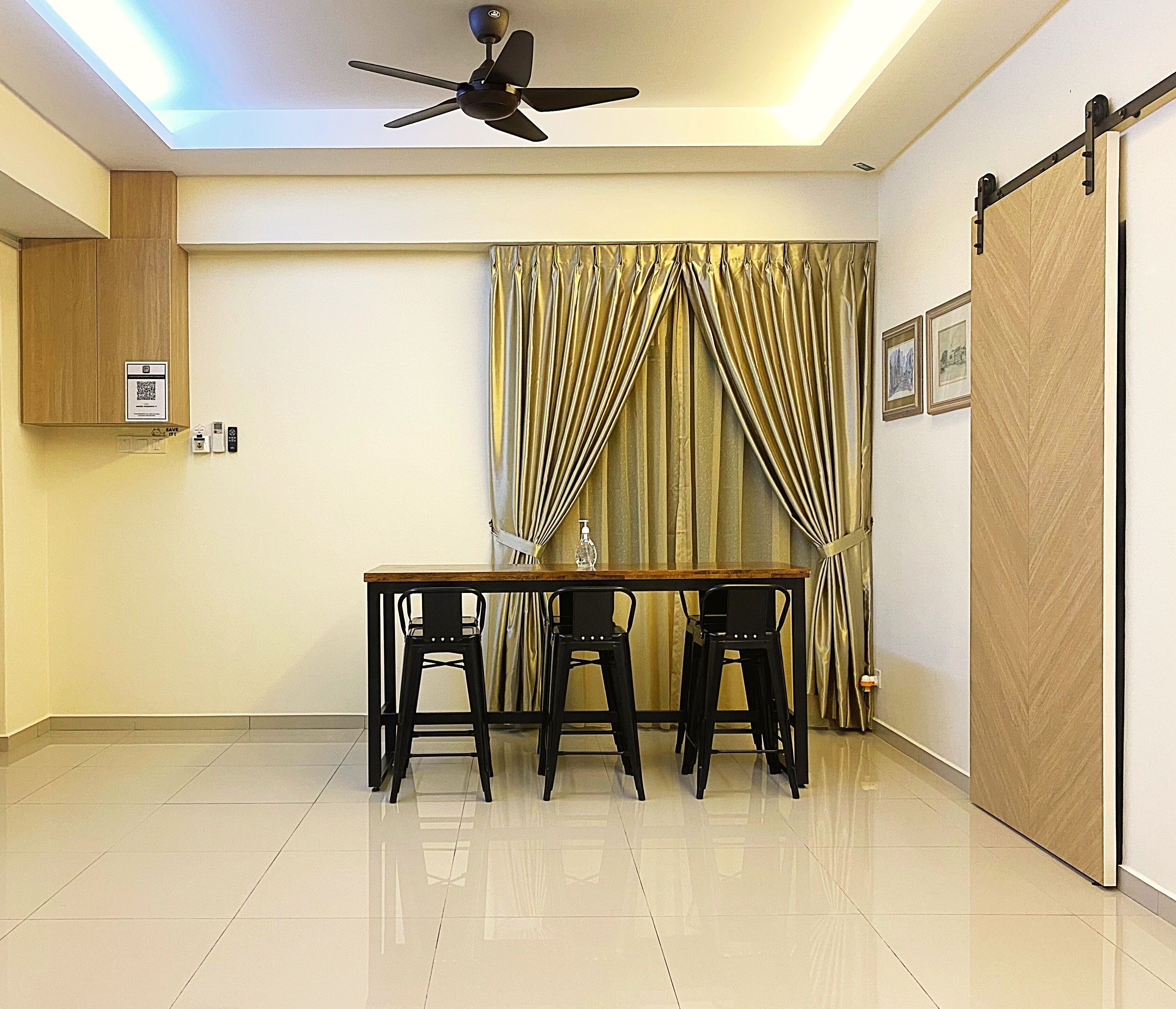 amadel residence 11 | in-room dining