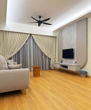 Seanest Residence 14 | Living area