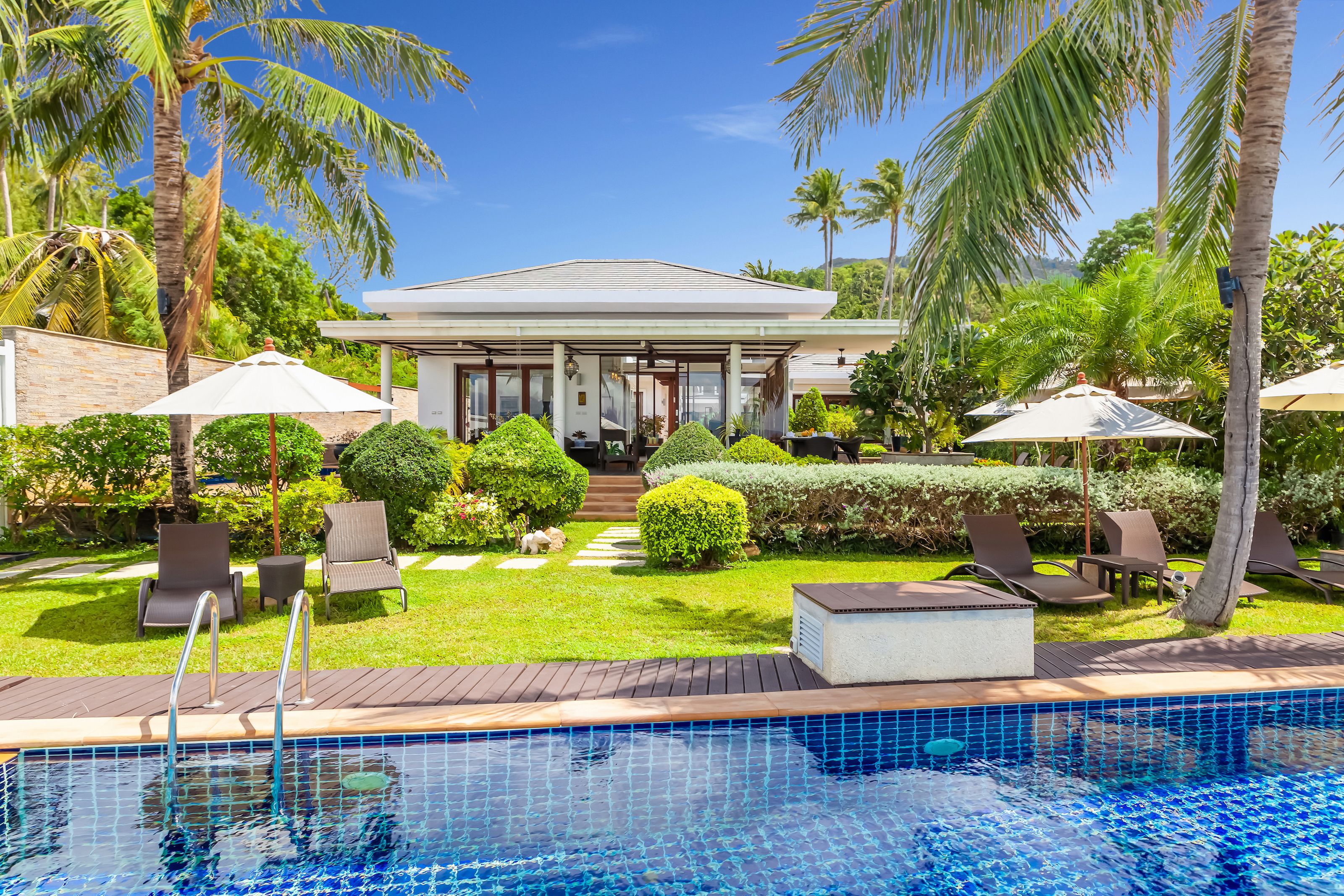 Lotus Beach Villa | 정원 전망