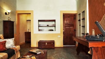 Design Apartment, 2 Bedrooms | Living area