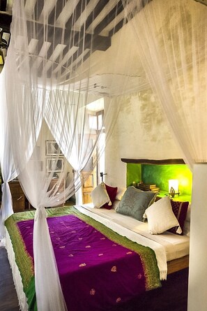 Exclusive Suite (Double or Tween Beds) | Cadar Frette Itali, peralatan tempat tidur premium 