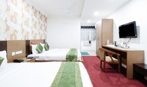 Deluxe Room | Desk, rollaway beds, free WiFi - Treebo I Max Inn (Hyderabad)