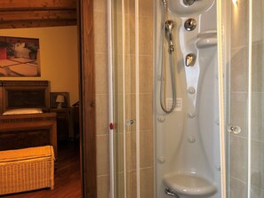 Duplex, 1 Bedroom, Terrace, City View | Bathroom shower