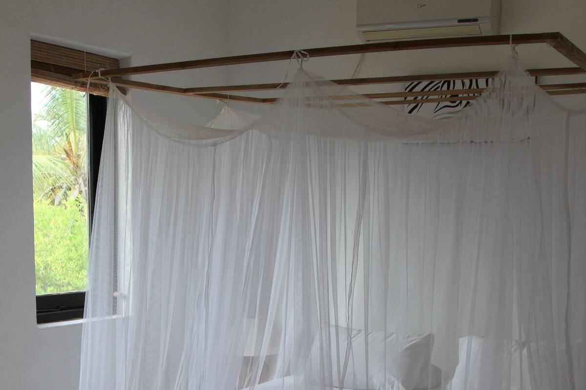 Familie suite, meerdere slaapkamers, terras, tuin | Een kluis op de kamer, gratis babybedden