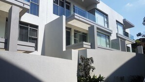 Unclassified image, 3 of 12, button - Sandton Executive Suites on Daisy (Sandton)