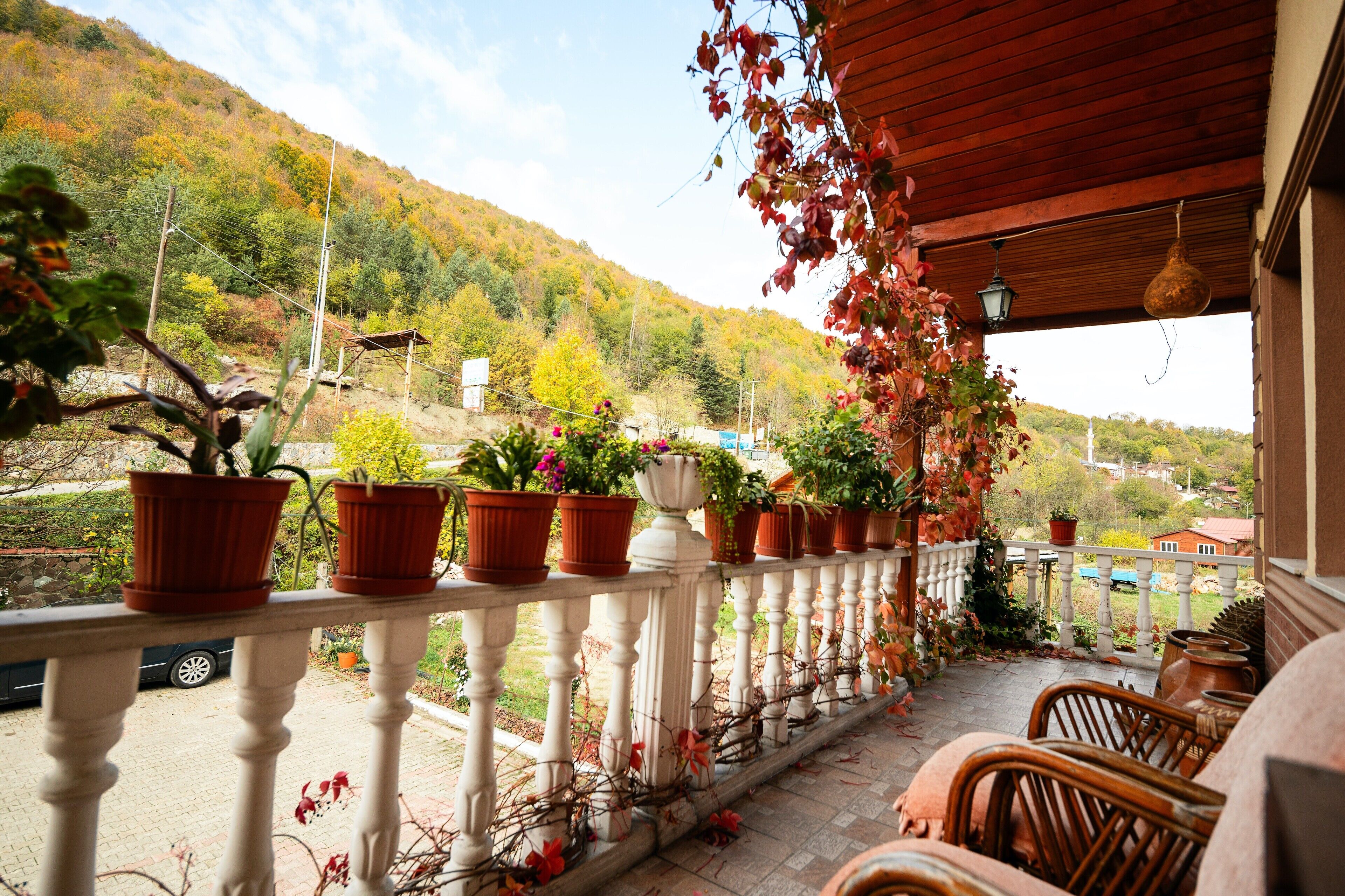 Main Building Standard Room | Minibar, desk, iron/ironing board, free WiFi