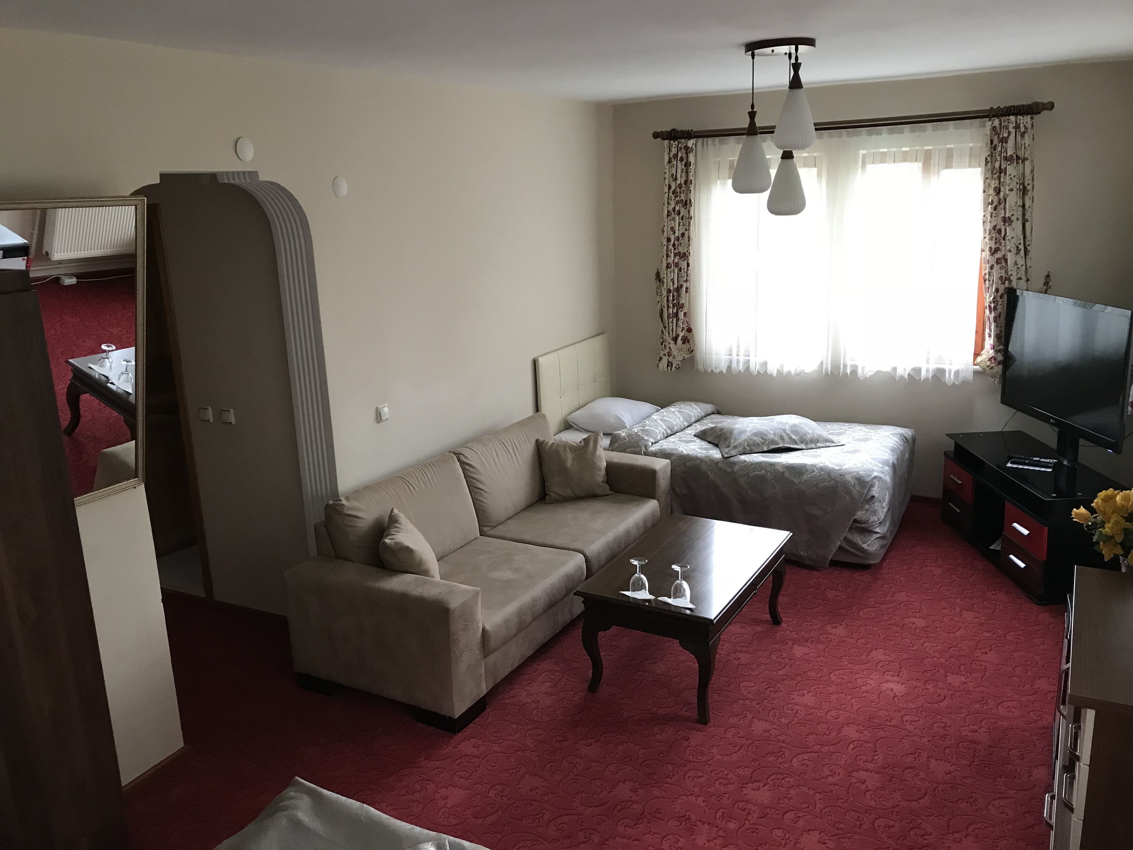 Minibar, desk, iron/ironing board, free WiFi