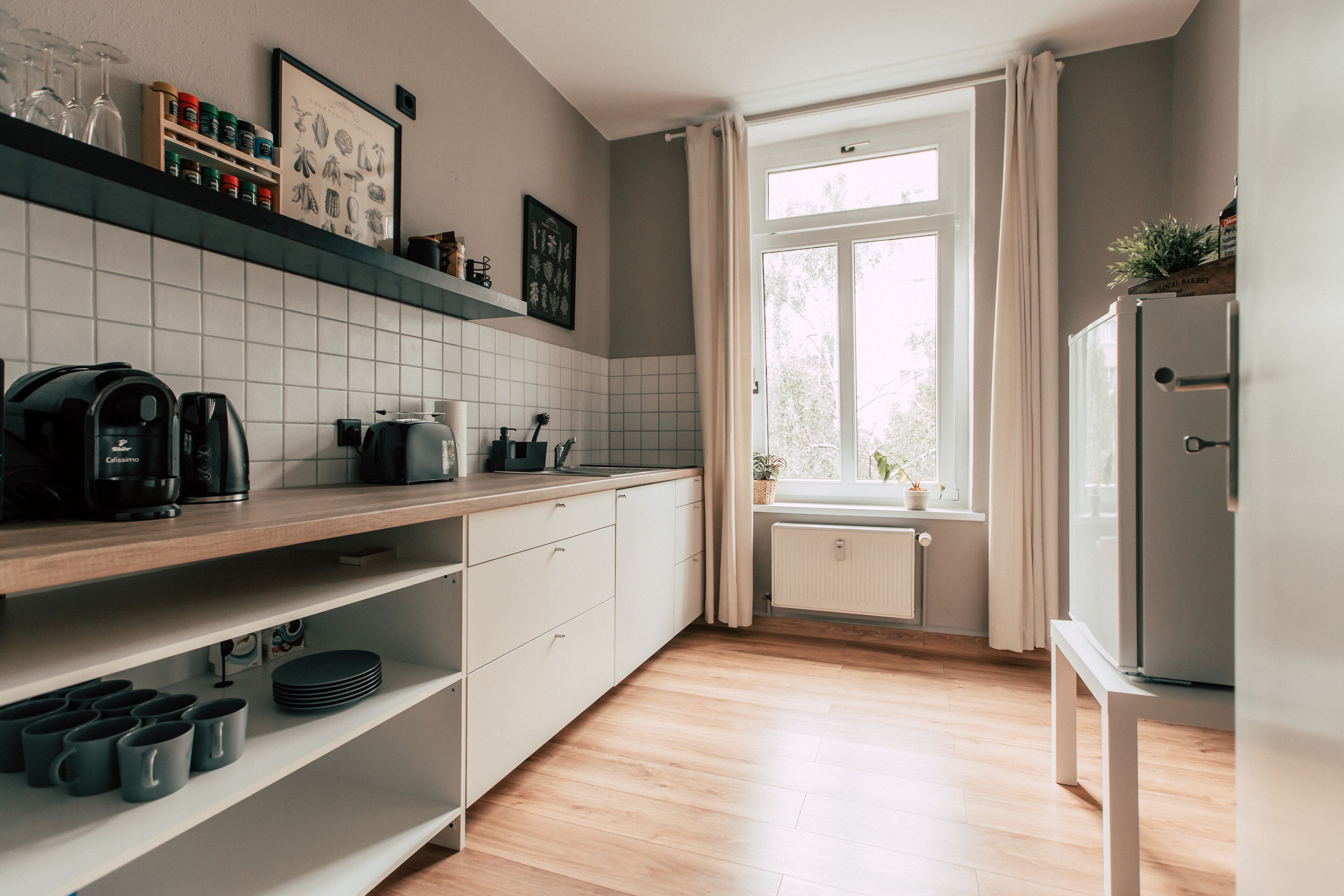 botanical* 2-room apartment with kitchen | private kitchen