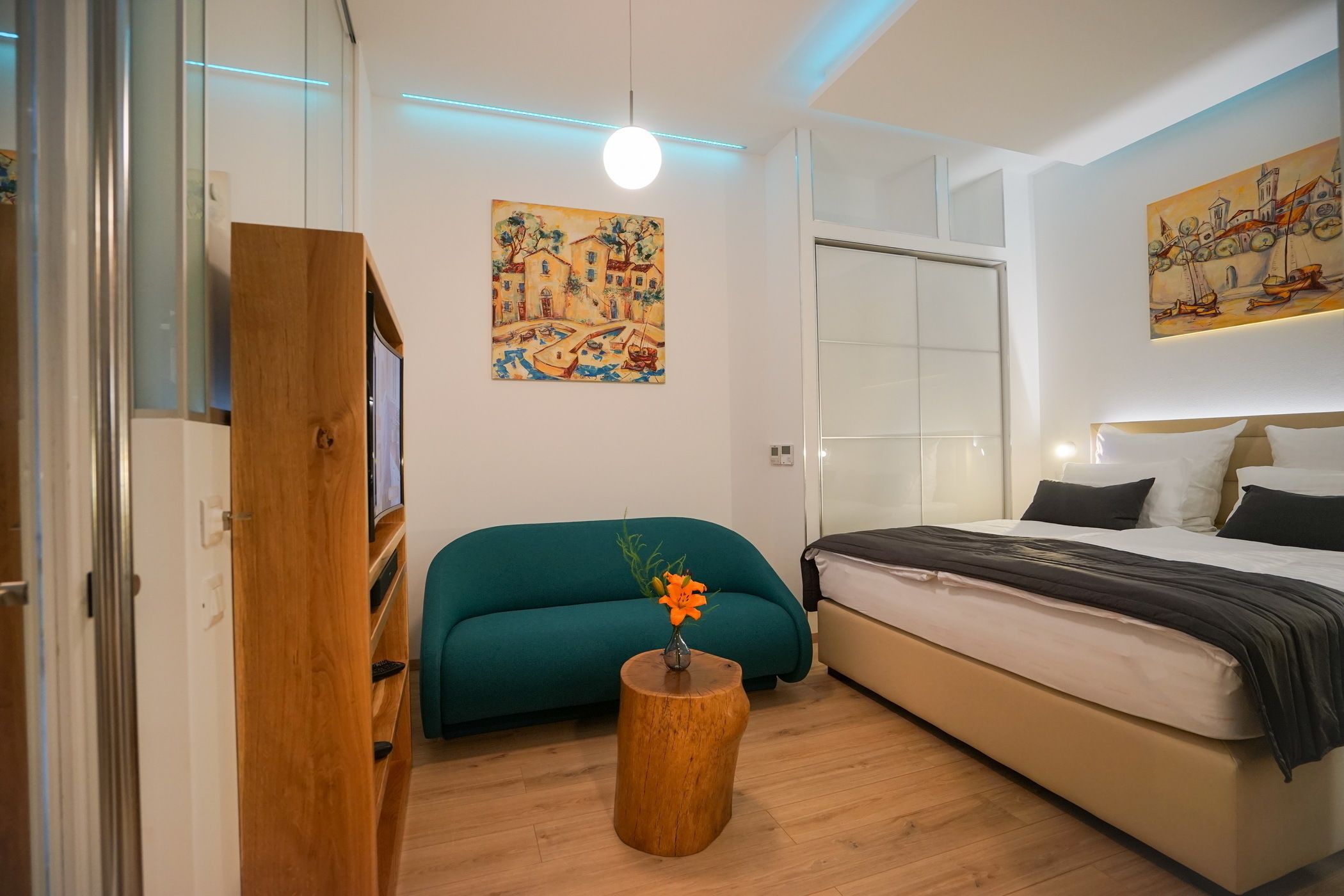 Comfort Studio | In-room safe, soundproofing, free WiFi, bed sheets