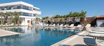 Aquarius Beach Hotel
