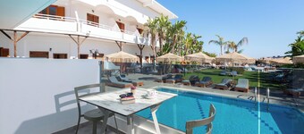 Aquarius Beach Hotel
