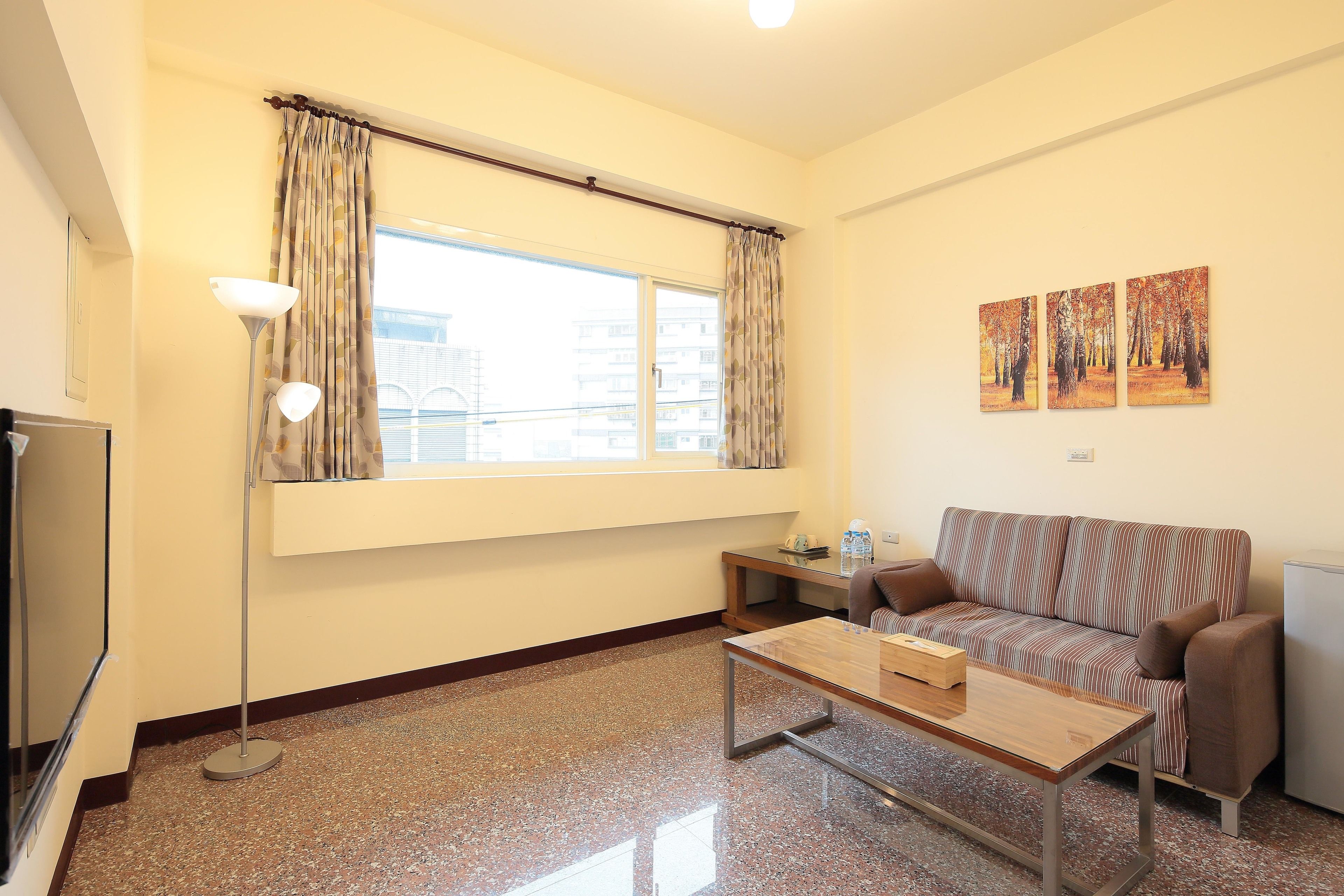 Individually decorated, individually furnished, laptop workspace