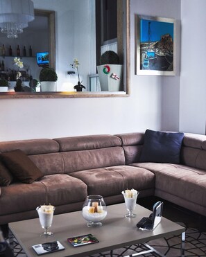 Coin salon dans le hall