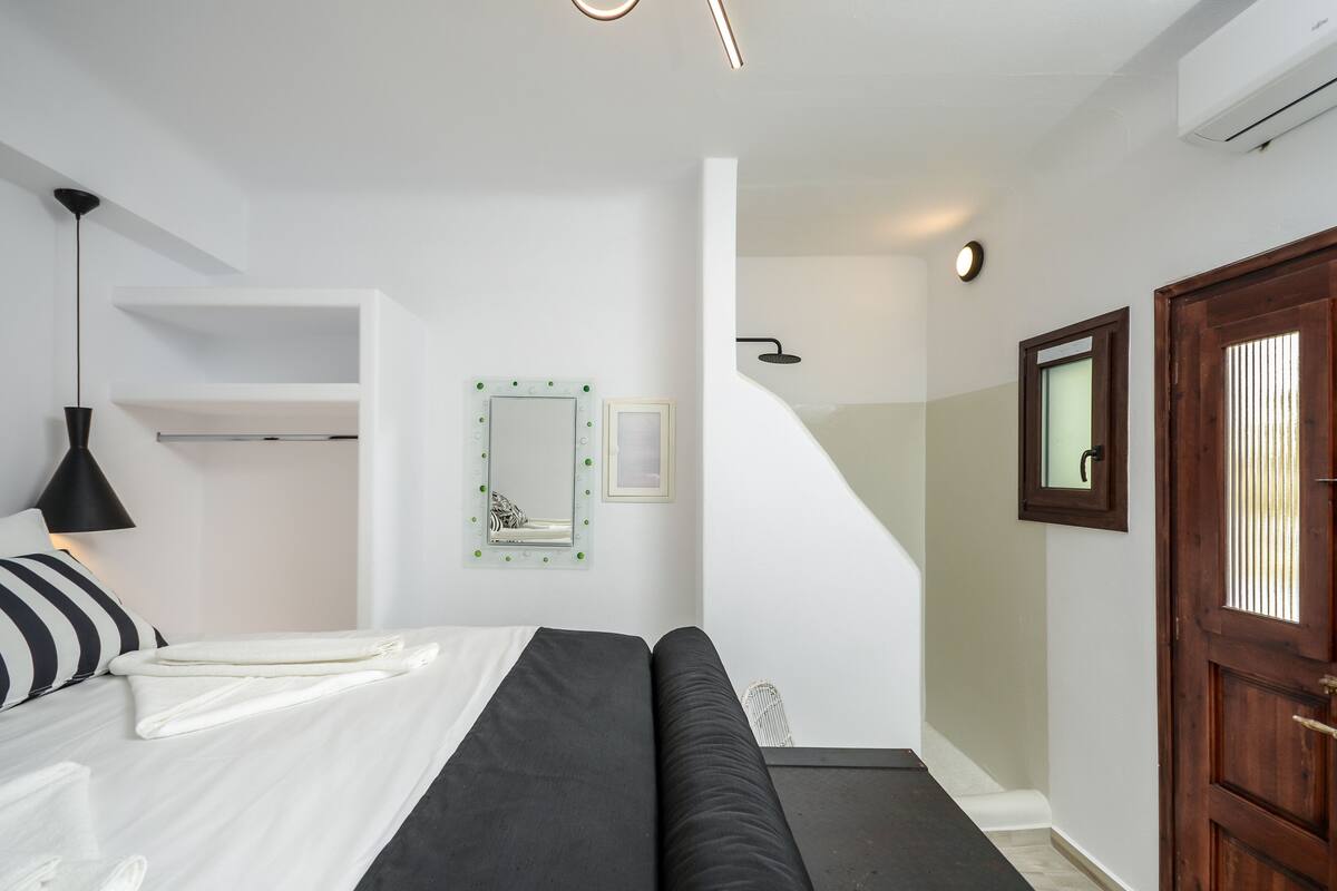 Junior Double Room, Ground Floor (No Terrace) | 意大利 Frette 床單、高級寢具、羽絨被、特厚豪華床墊