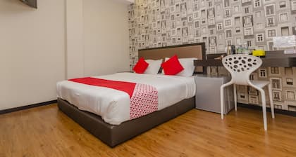 OYO 1214 Oro Hotel