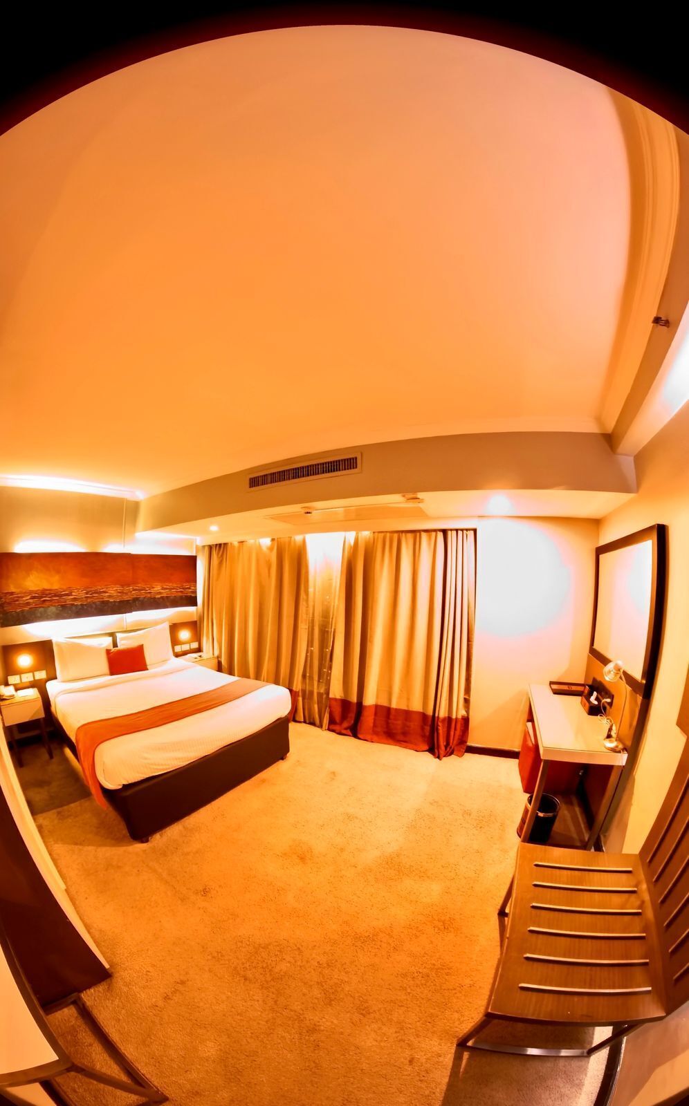 1 Schlafzimmer, Minibar, Zimmersafe, Bügeleisen/Bügelbrett