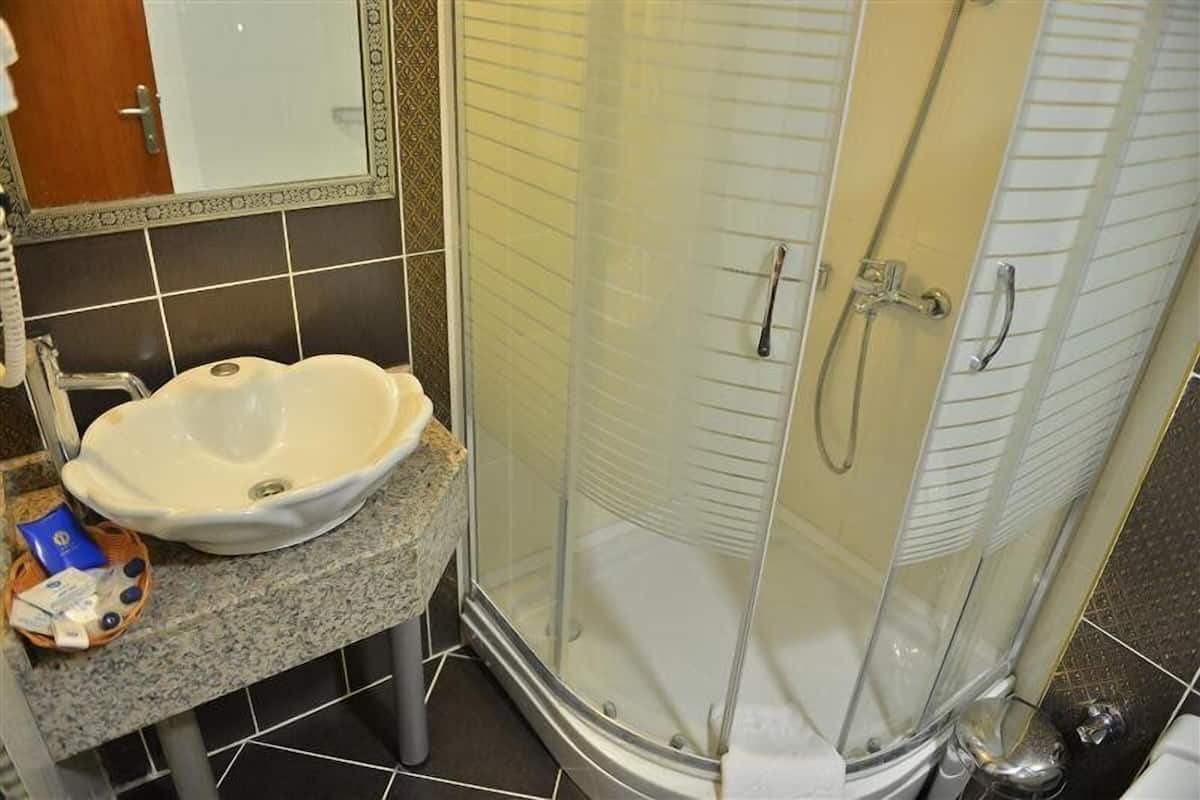 free toiletries, hair dryer, towels