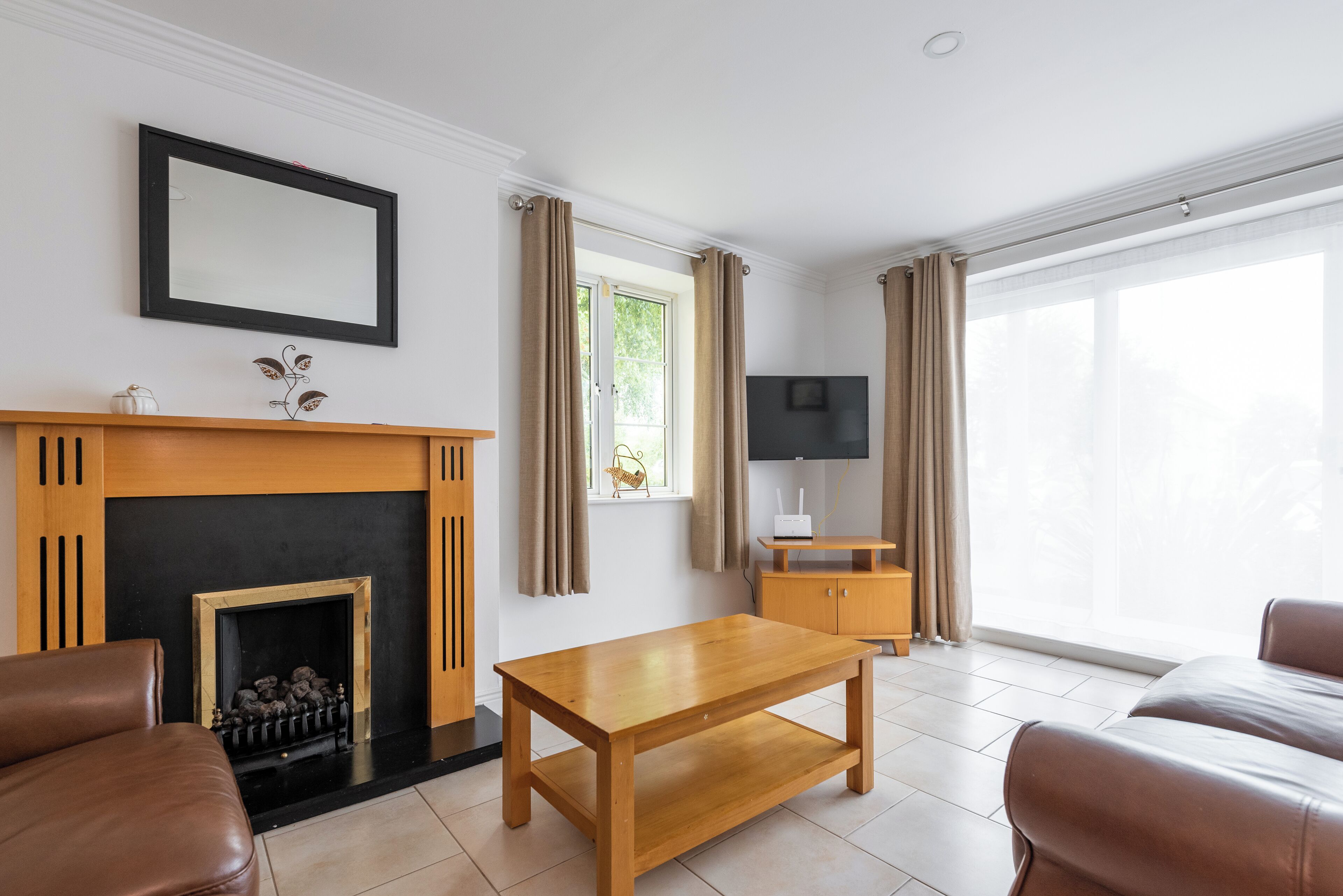 Apartment, 2 Bedrooms | 2 bedrooms, laptop workspace, iron/ironing board, free cribs/infant beds