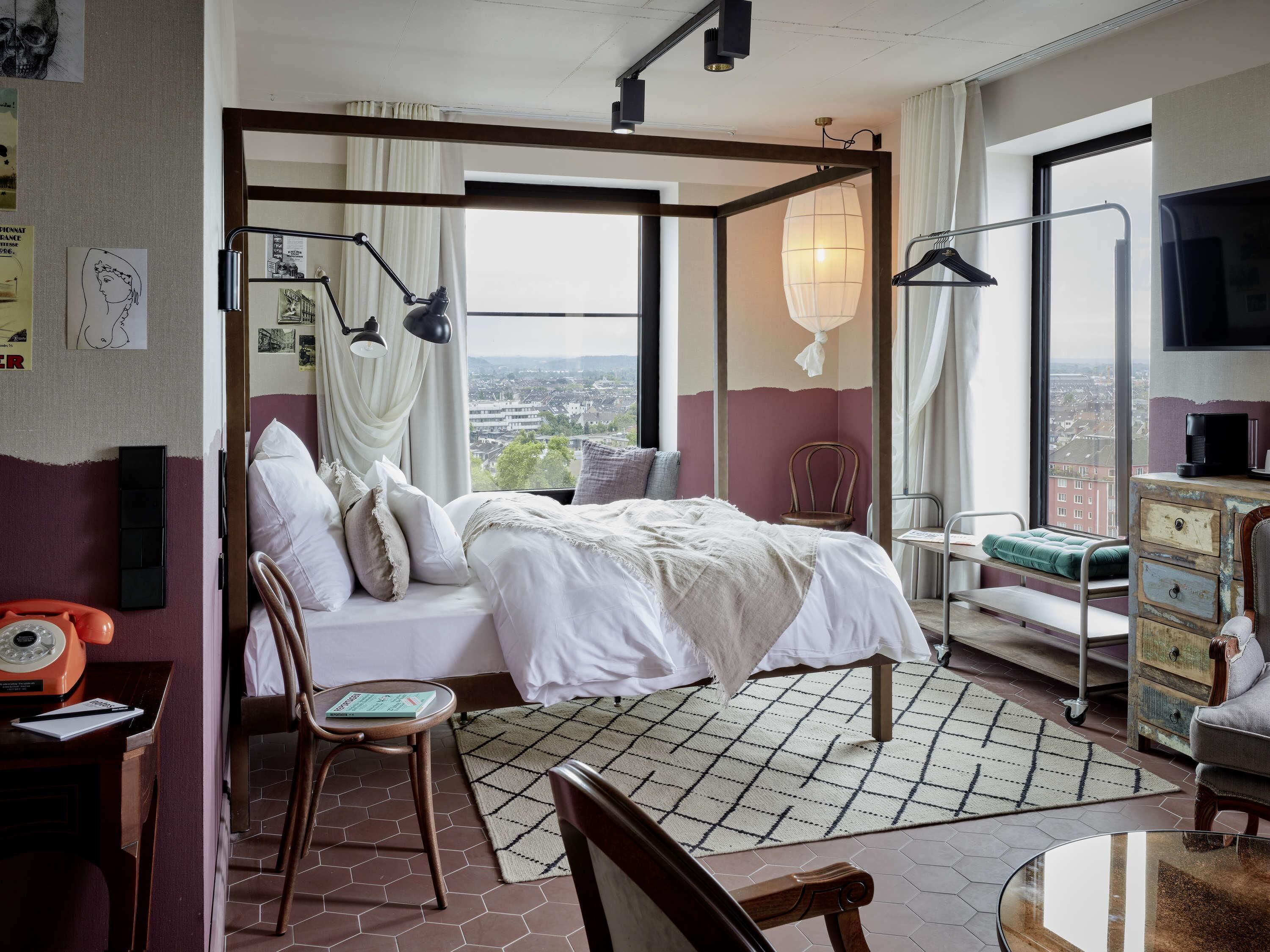 Hypo-allergenic bedding, memory-foam beds, minibar, in-room safe